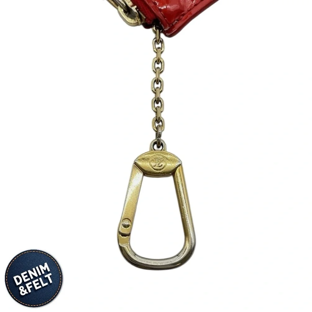 LOUIS VUITTON Red‎ Pomme D'Amour Monogram Vernis Pochette Cles Key/Change Holder